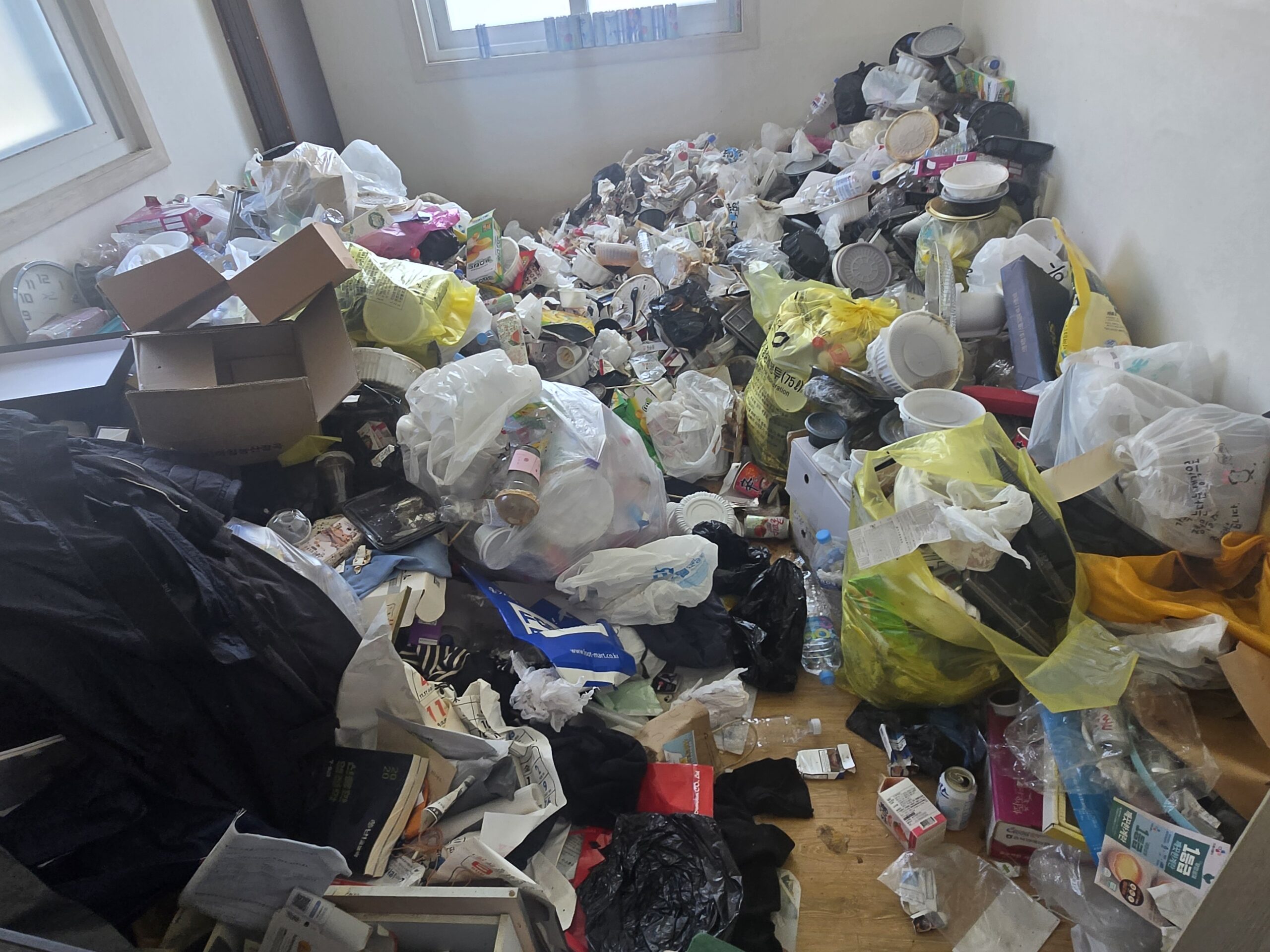 리뷰: 주방 상하부장 내부 클리닝 사진