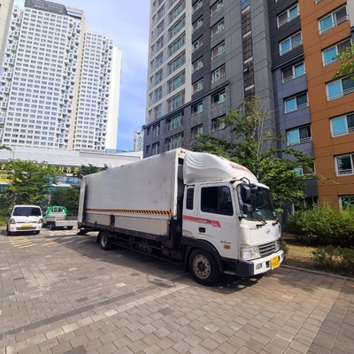 정확한 일정 관리 — 전날 재확인, 전담팀