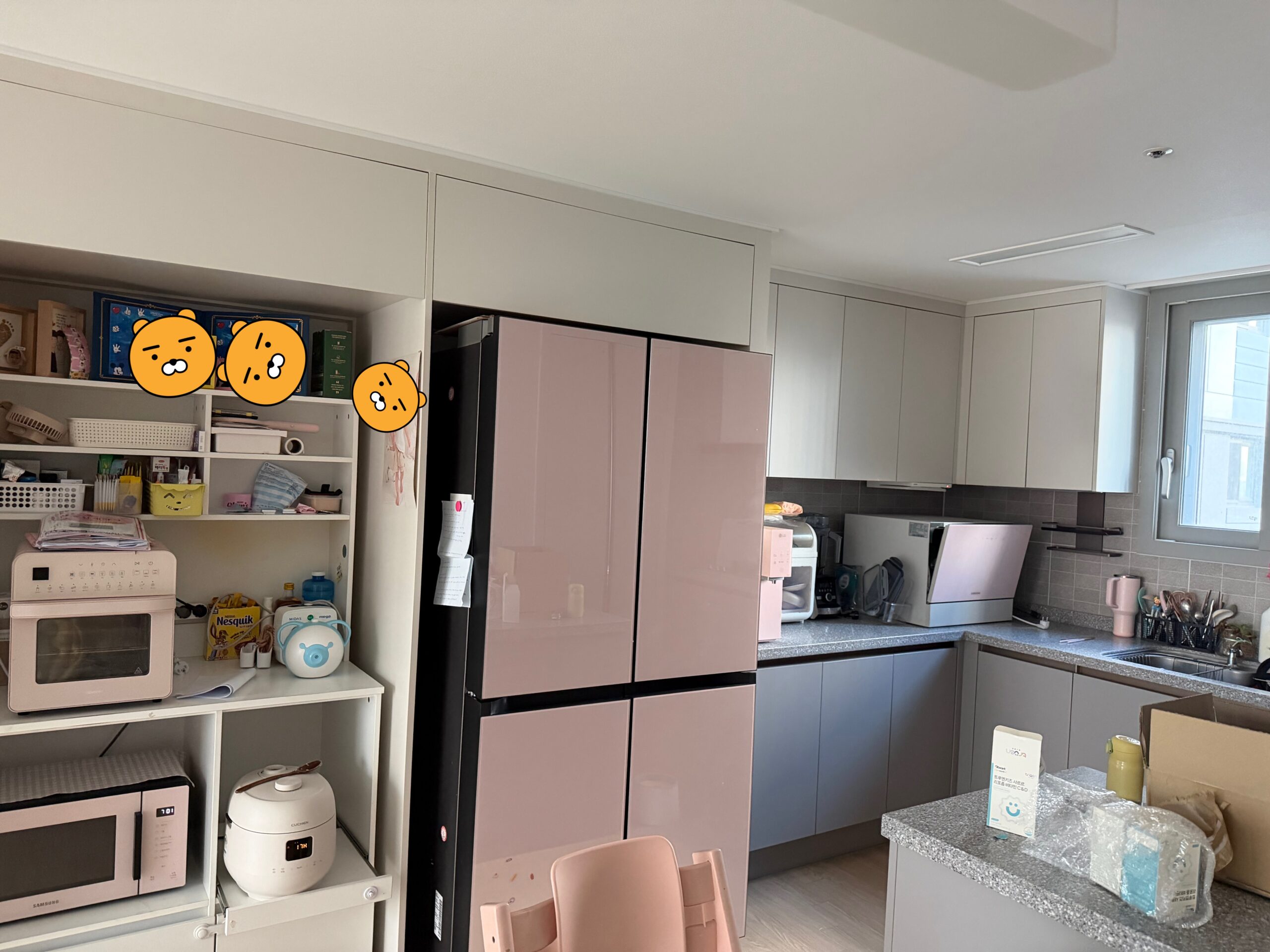 이사 당일 작업 사진 – 트럭 적재/보양